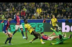 包含国际比赛日突围战来临，多特蒙德围绕国王杯外线爆发，态度坚定，年轻球员得到机会的词条爱游戏电竞