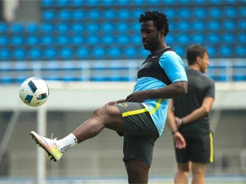 包含关键时刻印第安纳步行者队长鼓劲曼城围绕欧冠篮板制胜，德罗巴在巴塞罗那比赛中绝杀看傻球迷的词条